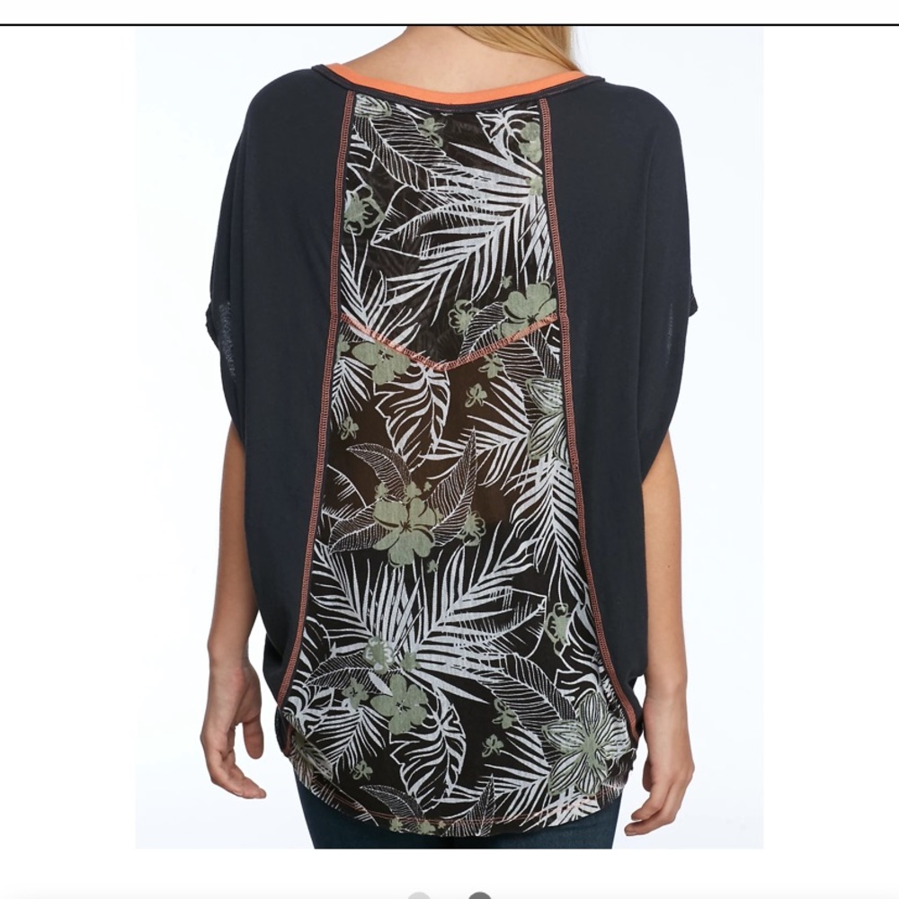 We the Free by FREE PEOPLE | tropical Hawaiian Margot tee Size S Small - Picture 3 of 16